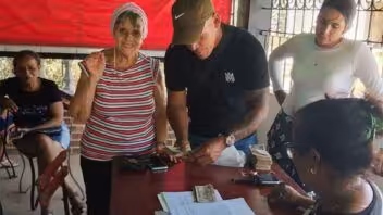 Pago de pensiones en Sancti Spíritus llega a comunidades alejadas