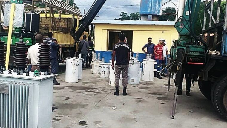 Transformadores recuperados atenderán averías en cinco zonas de Santiago de Cuba