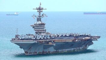 El USS Abraham Lincoln regresa a California tras 321 días de despliegue