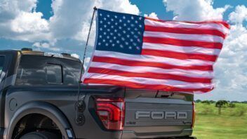 Autos más baratos en Estados Unidos: el ahorro podría perderse al cargar gasolina