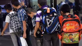 Más de 22.000 niños deportados de Estados Unidos desde 2025