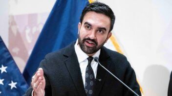 Derechos ante ICE en Nueva York: ¿qué hacer si los agentes llegan a tu casa?
