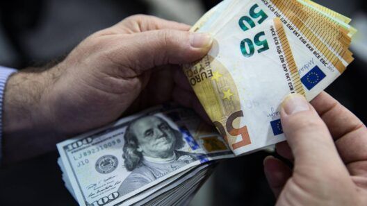 El dólar vuelve a subir con fuerza y baja el Euro. Tasas de cambio hoy