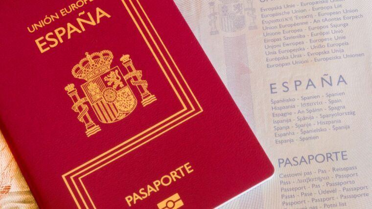 Citas para primer pasaporte español en La Habana: admiten inscritos hasta el 30 de junio