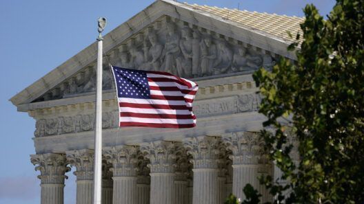 Corte Suprema de Estados Unidos abre sesiones con migración y voto entre los temas pendientes