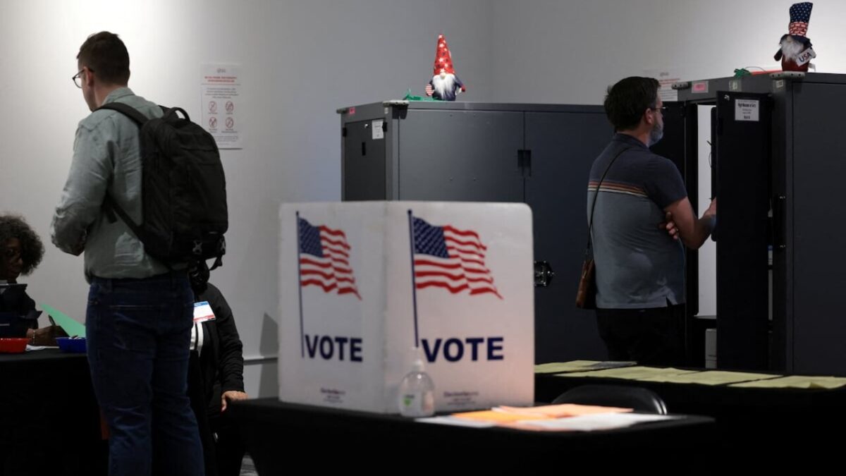 El voto anticipado en Estados Unidos supera los 16 millones antes de las elecciones