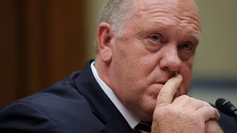 Redadas de ICE: Homan desafía las críticas de republicanos