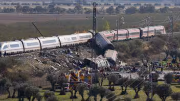Choque de trenes en Toledo deja al menos 68 muertos y 108 heridos
