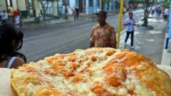 Cuba crea una red de gastronomía ligera con puestos fijos y móviles