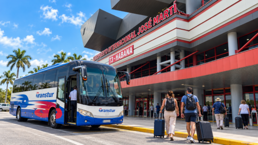Nuevos traslados desde aeropuertos de Cuba por 15 y 25 dólares: ya se pueden reservar 