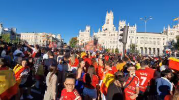 Vivir en España en 2026: tener residencia no siempre permite trabajar