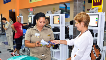 ¿Cuánto podrías pagar en la Aduana de Cuba? Prueba la nueva calculadora de Directorio Cubano
