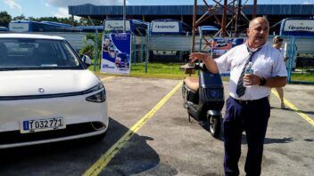 ¿Dónde rentar un auto con chofer en Cuba? Transtur informa