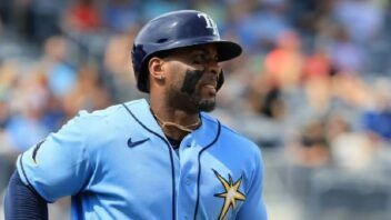 Cubano Yandy Díaz acerca a los Rays a la Serie Mundial