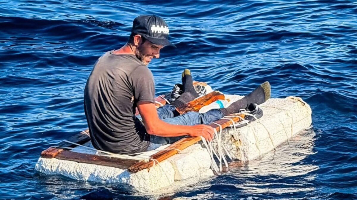 Deportan al cubano rescatado cerca de Key Biscayne