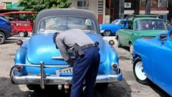 Operativos contra transportistas privados se intensifican en La Habana mientras sigue la crisis del transporte