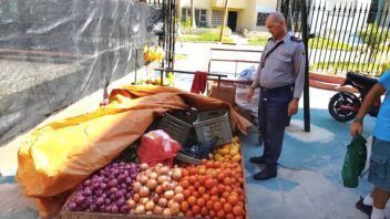 Operativo contra vendedores en La Habana: dos detenidos, decomisos y multas superiores a 100 mil pesos