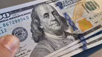 Vuelve a subir el dólar en Cuba: así está el USD y el euro según las tasas de cambio