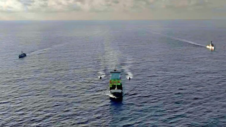 Interceptan un buque con combustible rumbo a Cuba y lo llevan a México