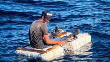 Rescatan a un balsero cubano a la deriva cerca de Key Biscayne