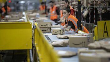 Despidos en Amazon: menos de 1.000 empleos afectados en tres países