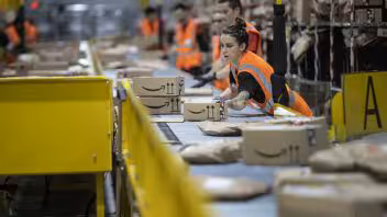 Despidos en Amazon: menos de 1.000 empleos afectados en tres países