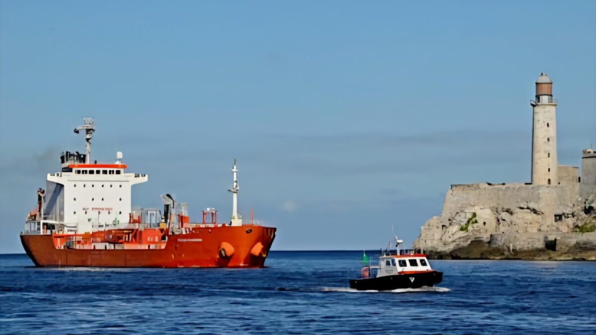 Cuba busca recuperar el combustible de México