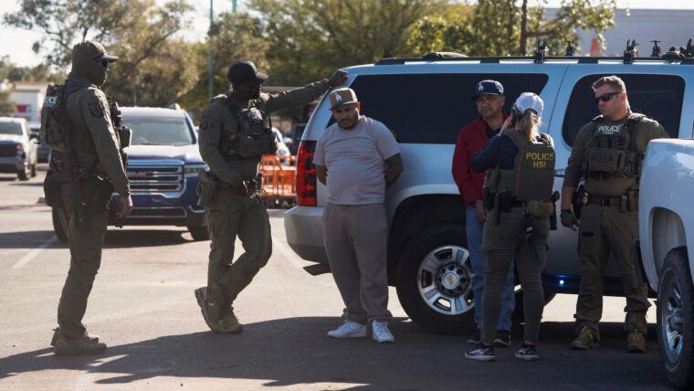 Operativo de ICE en Texas deja 4.170 inmigrantes detenidos
