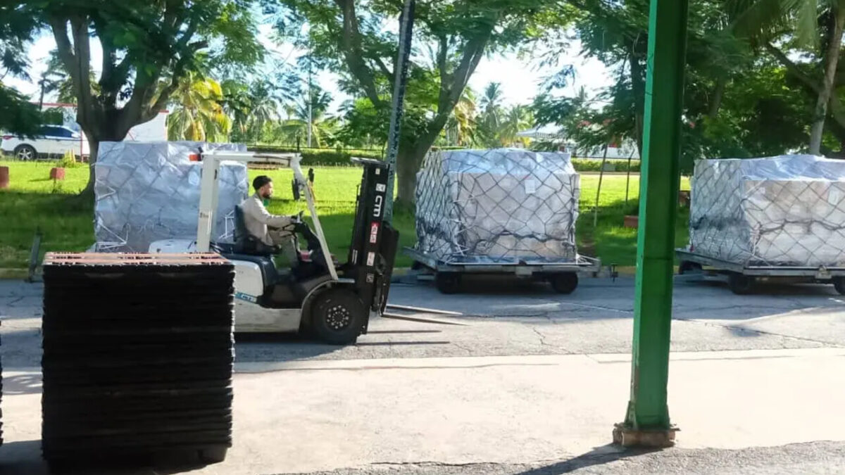 Otros 700 kits de ayuda humanitaria llegan a Matanzas para nuevas comunidades