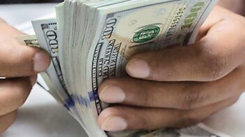 Gran aumento del dólar y el euro en Cuba: así amanecen las tasas de cambio en el país
