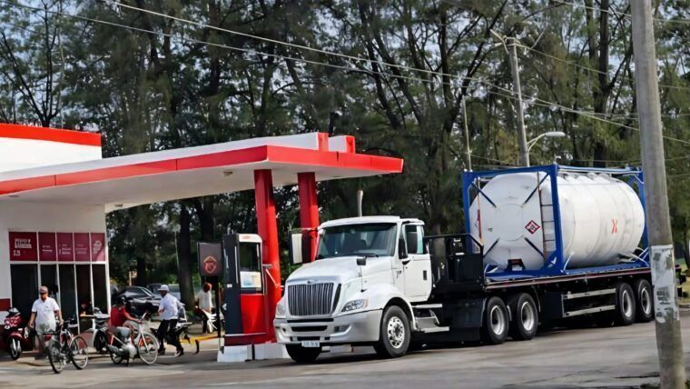Combustible privado en Cuba: los envíos no llegan al 3 % de la demanda nacional