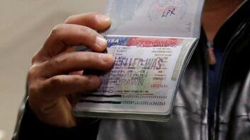 Estados Unidos anuncia restricciones de visas para más de 15 personas vinculadas a caravanas