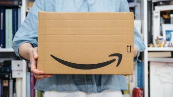 Amazon abre más de 300.000 empleos para Navidad en Estados Unidos: salarios y beneficios