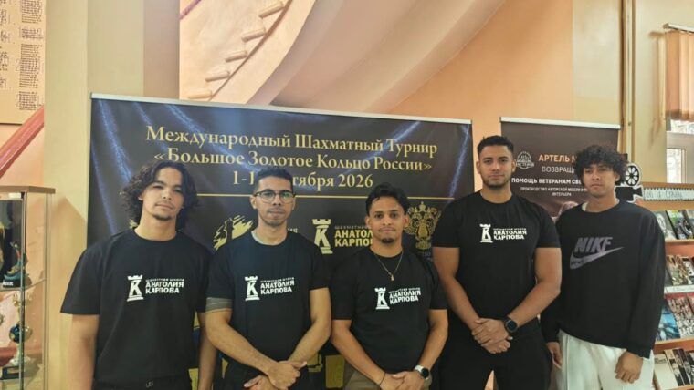 Cubanos logran el tercer lugar en torneo de ajedrez en Rusia