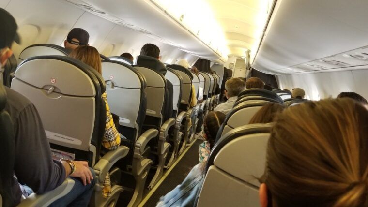 180 cubanos quedaron varados por una avería aérea: así lograron continuar su viaje